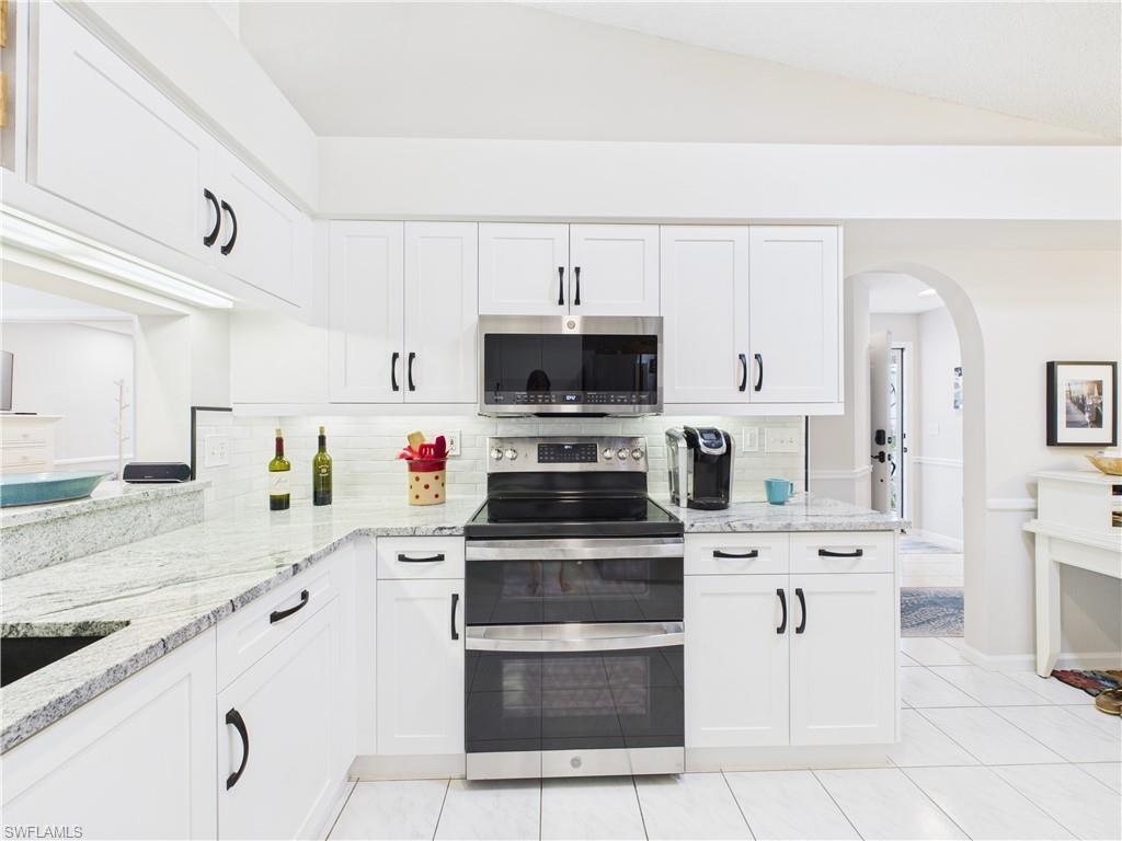 MONTCLAIR PARK VILLAS - Residential