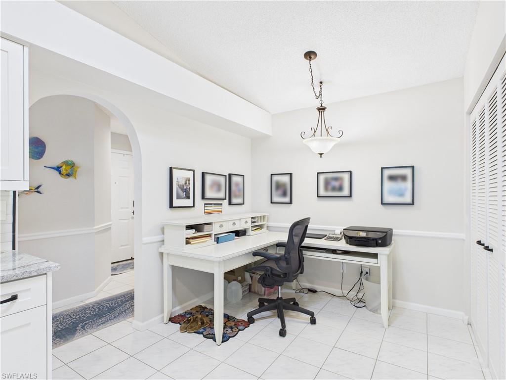 MONTCLAIR PARK VILLAS - Residential