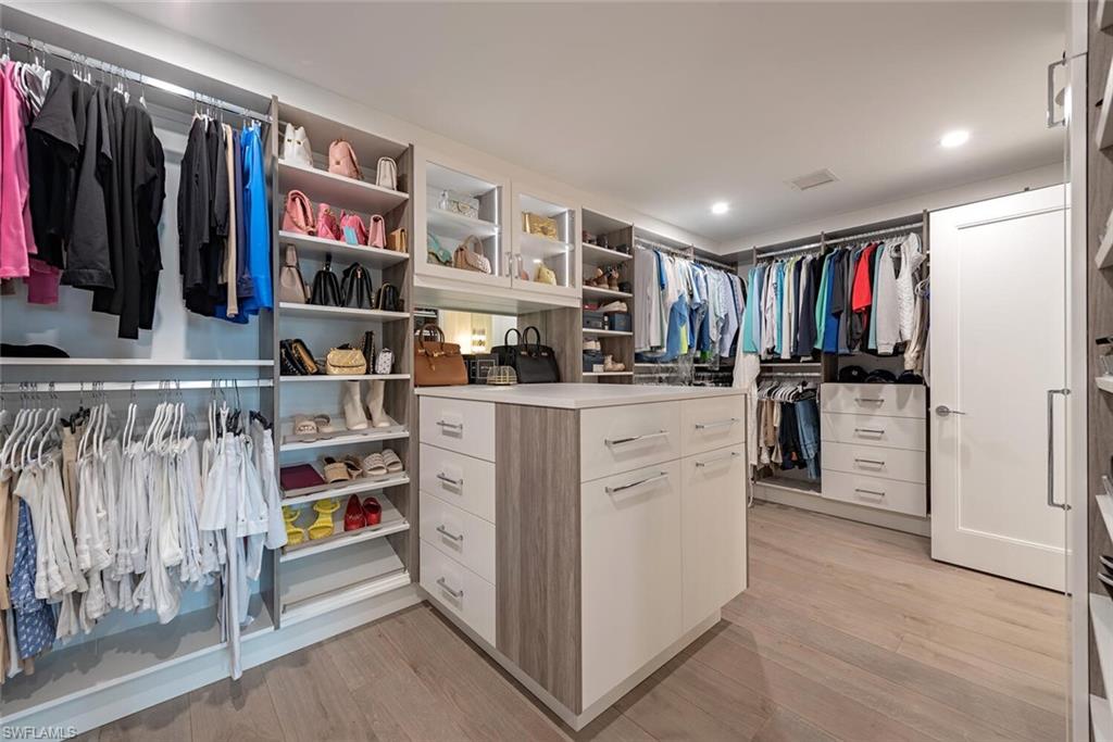 KALEA BAY TOWER 400 - Residential