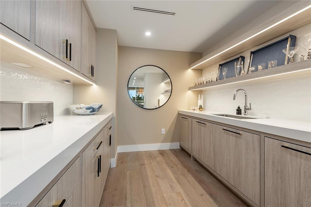 KALEA BAY TOWER 400 - Residential