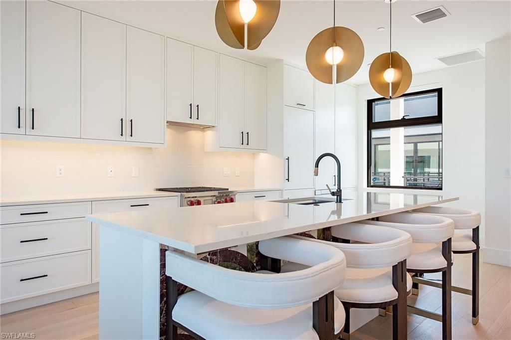 Photo of 850 Central AVE #304, NAPLES, FL 34102 (MLS # 226004803)