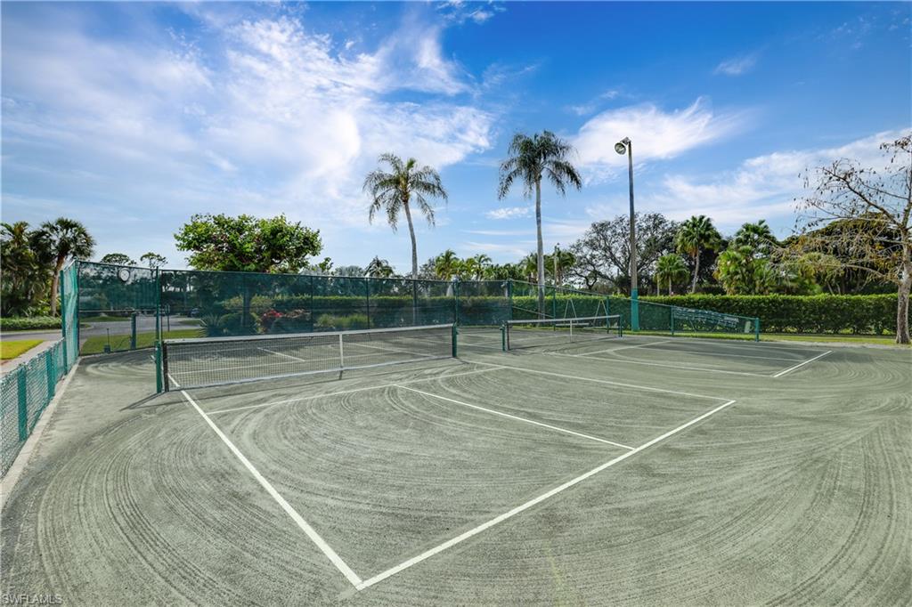 WORLD TENNIS CENTER - Residential Lease