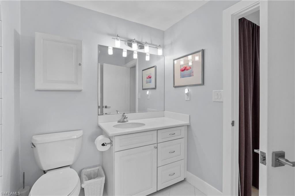 WORLD TENNIS CENTER - Residential Lease