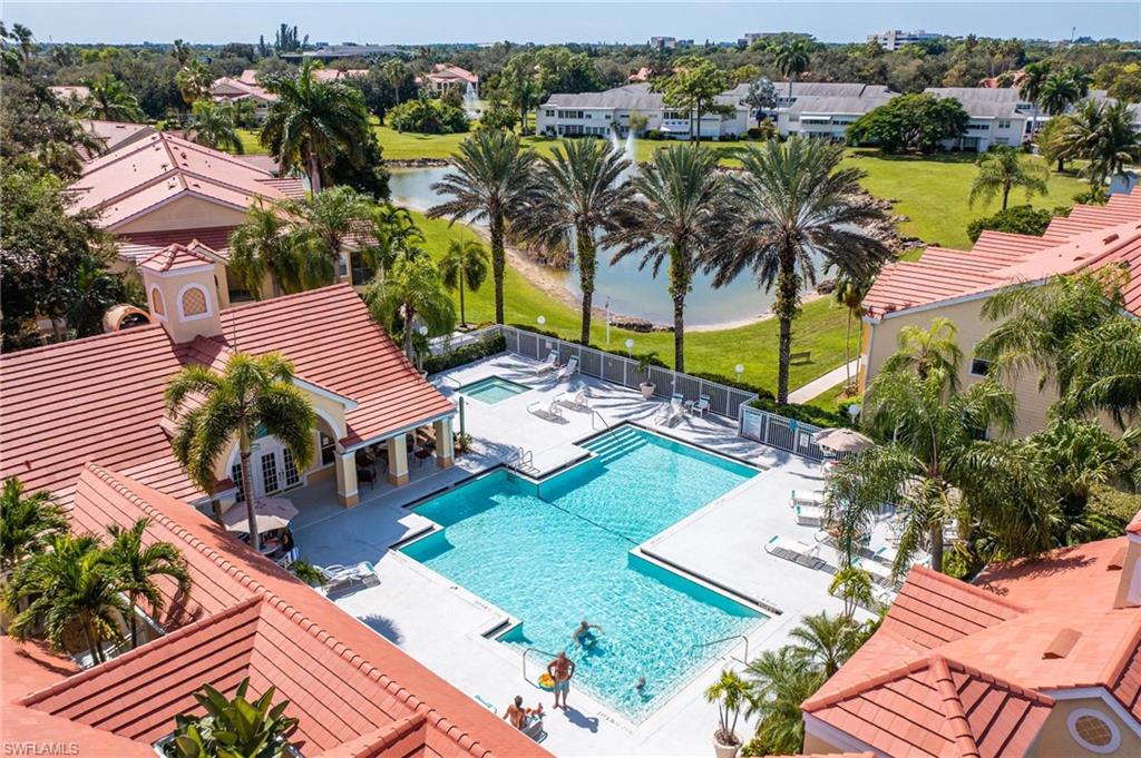 VENETIAN PALMS - Residential