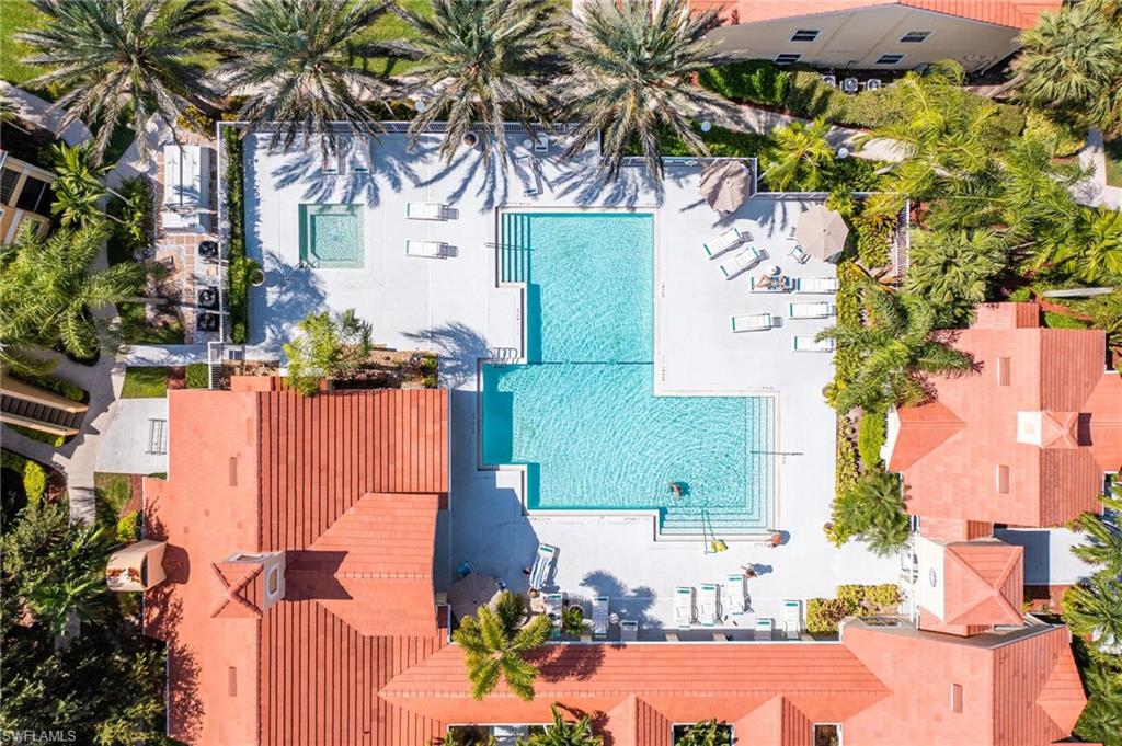 VENETIAN PALMS - Residential