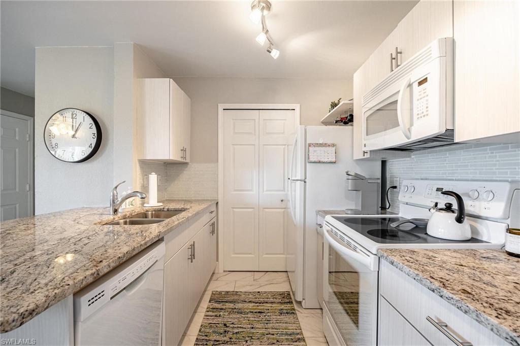 VENETIAN PALMS - Residential