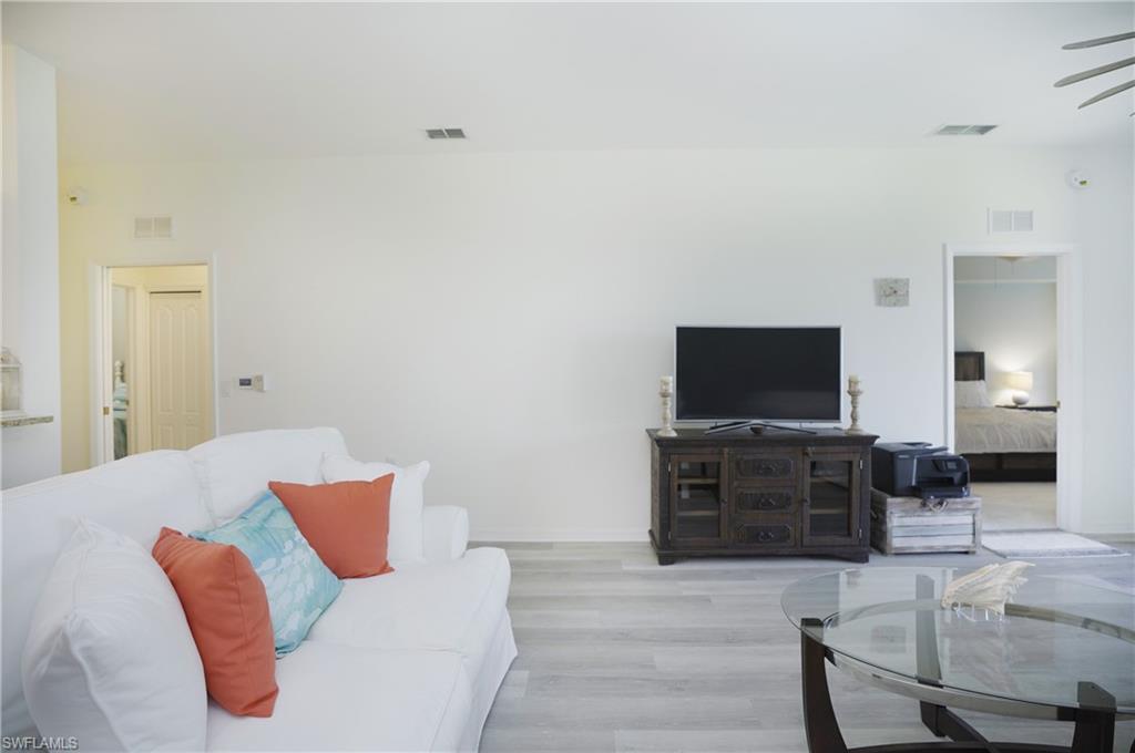 CYPRESS TRACE - Residential