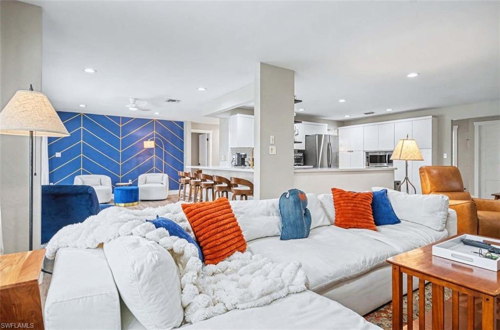 MARCO ISLAND - Residential