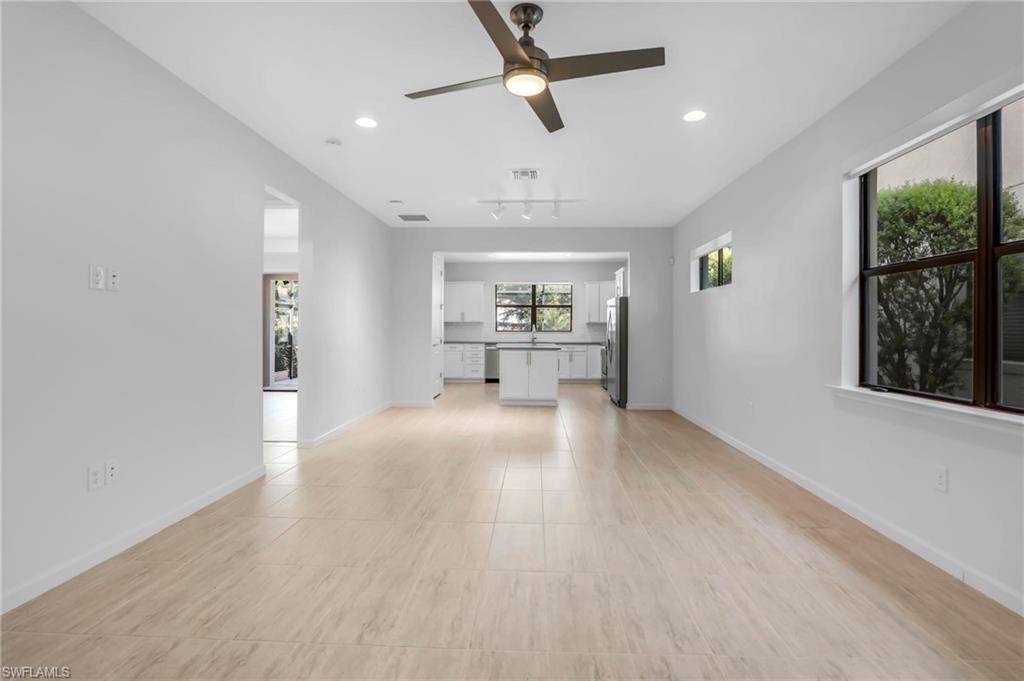 CORKSCREW SHORES - Residential