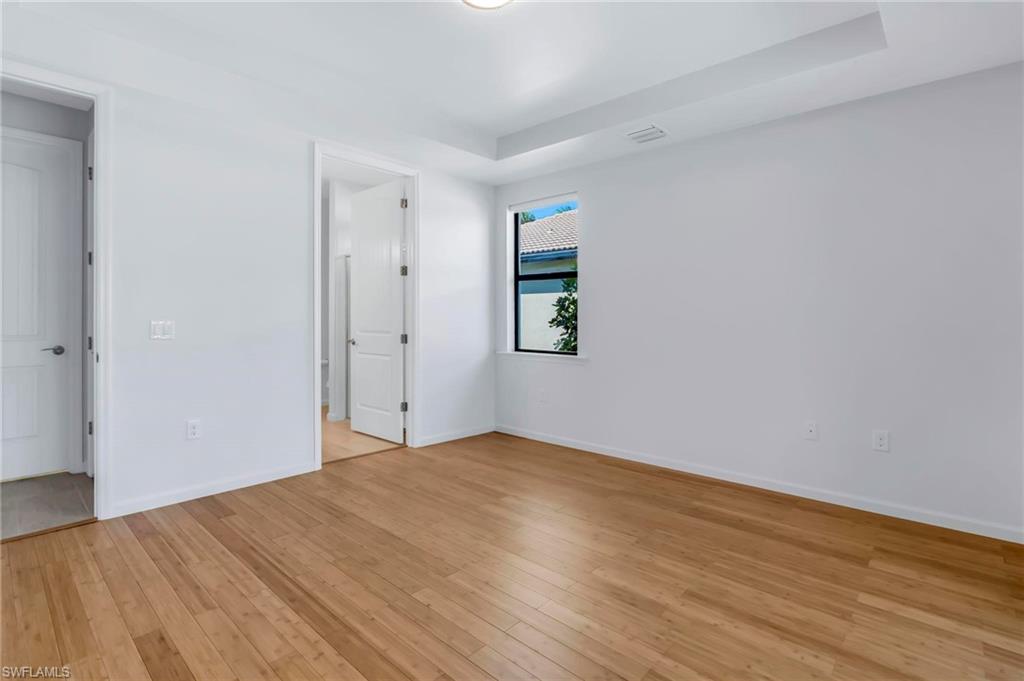 CORKSCREW SHORES - Residential