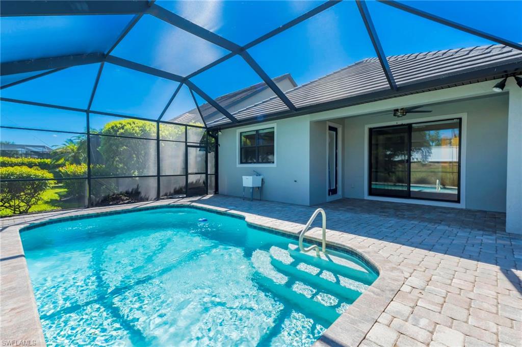 CORKSCREW SHORES - Residential