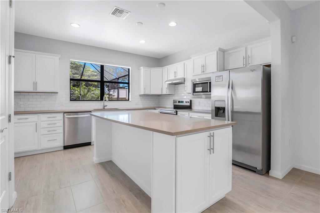 CORKSCREW SHORES - Residential