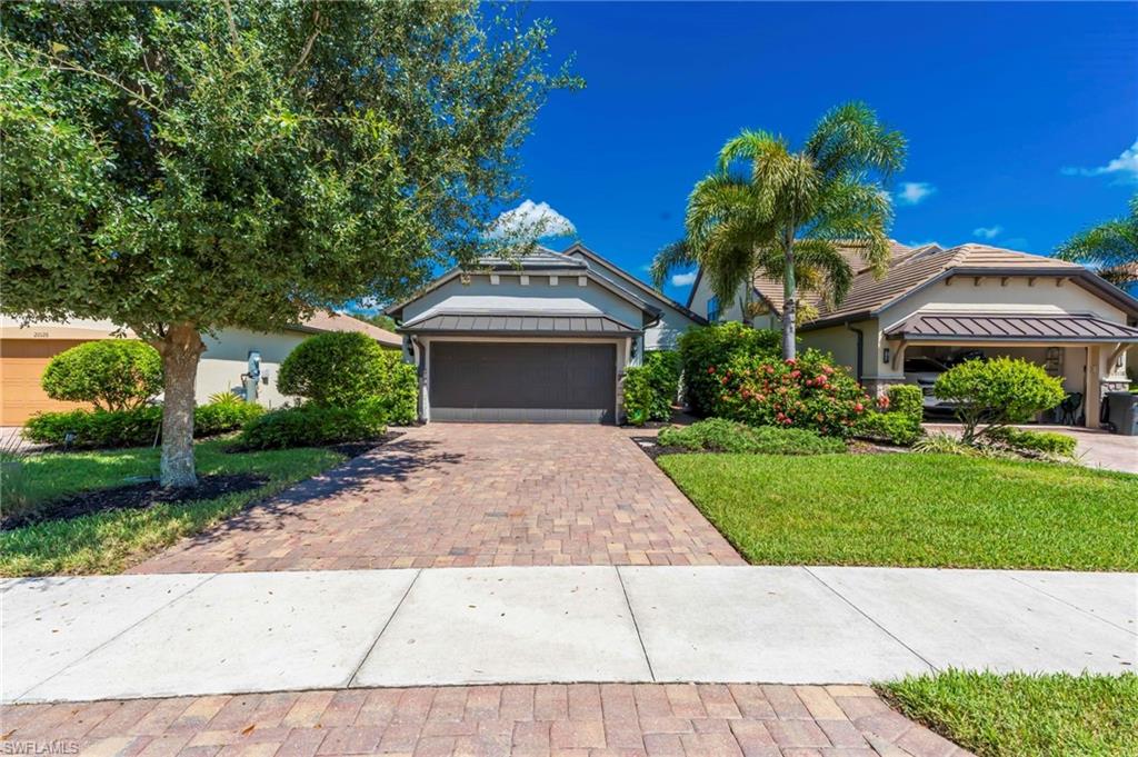 CORKSCREW SHORES - Residential