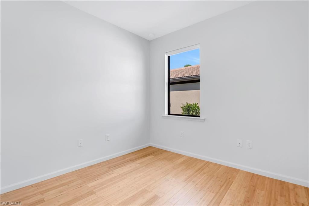 CORKSCREW SHORES - Residential