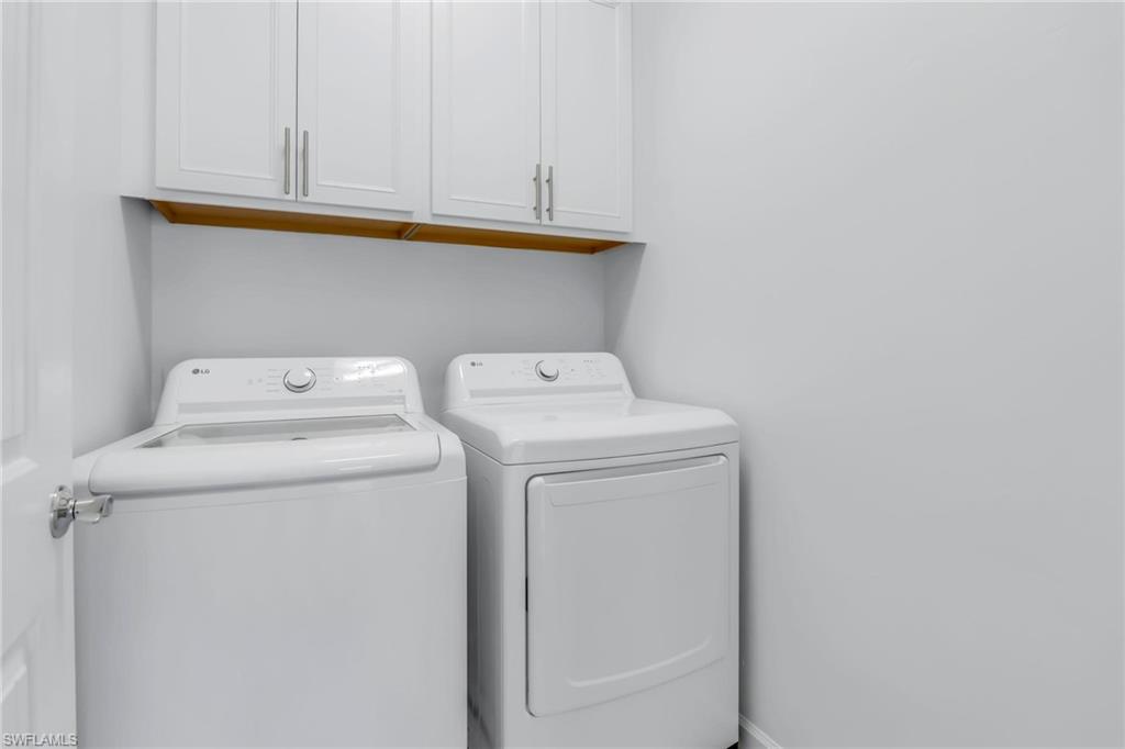 CORKSCREW SHORES - Residential