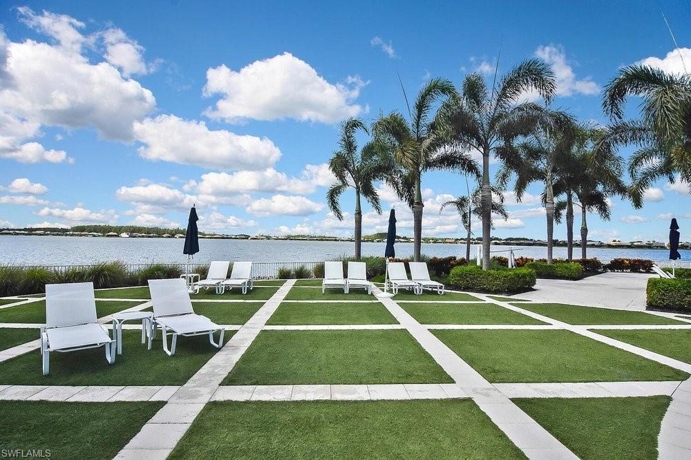 CORKSCREW SHORES - Residential