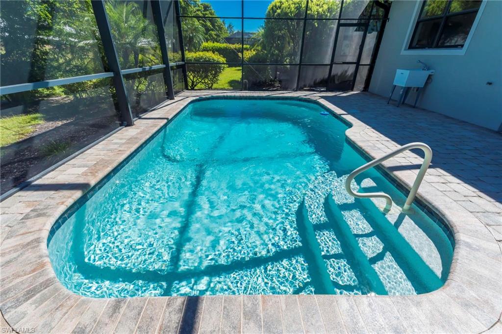 CORKSCREW SHORES - Residential