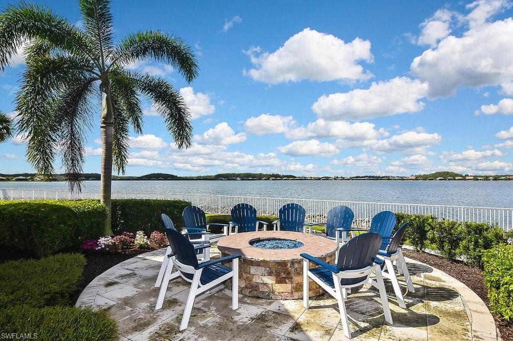 CORKSCREW SHORES - Residential