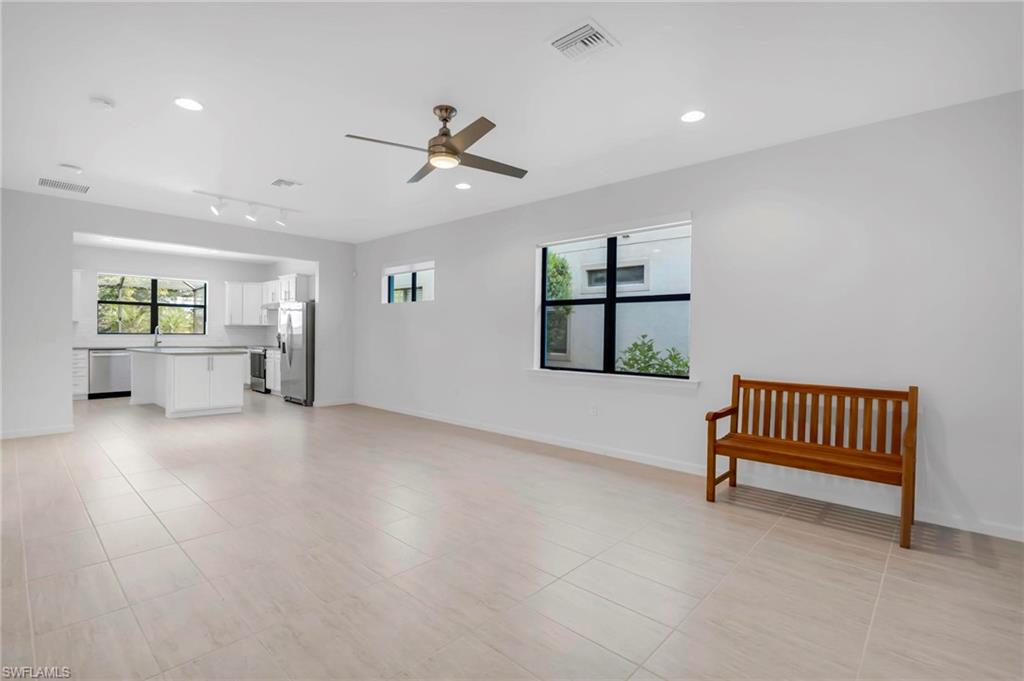 CORKSCREW SHORES - Residential