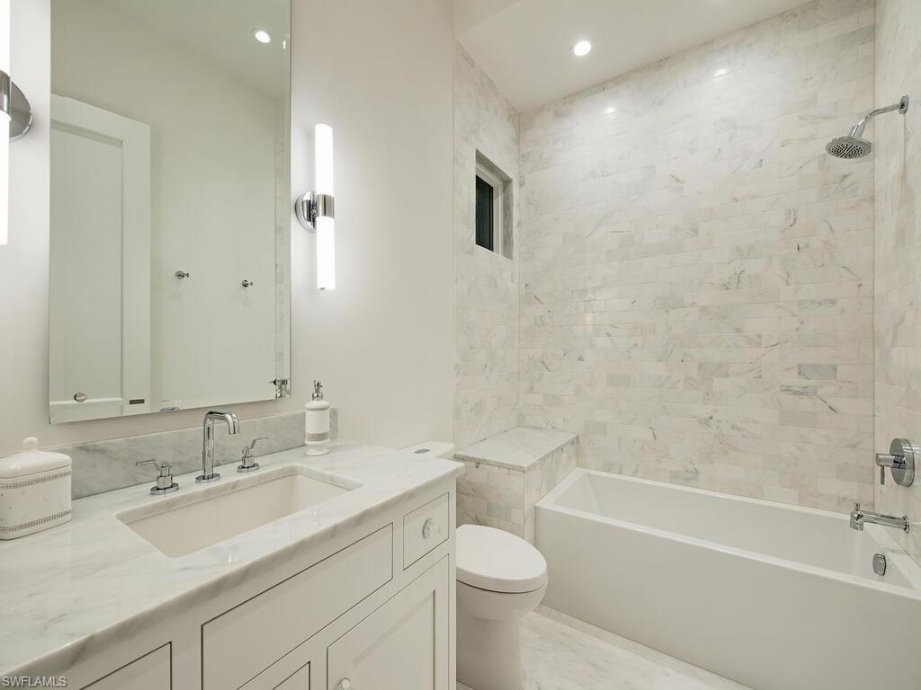 PELICAN BAY WOODS - Residential