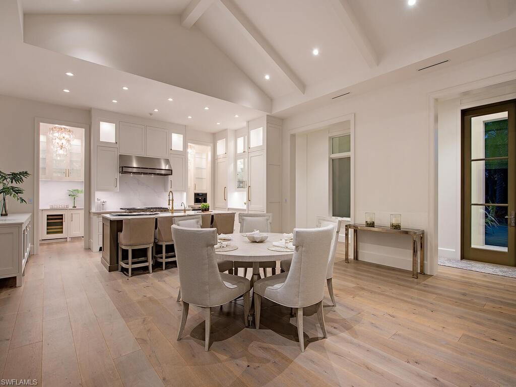 PELICAN BAY WOODS - Residential