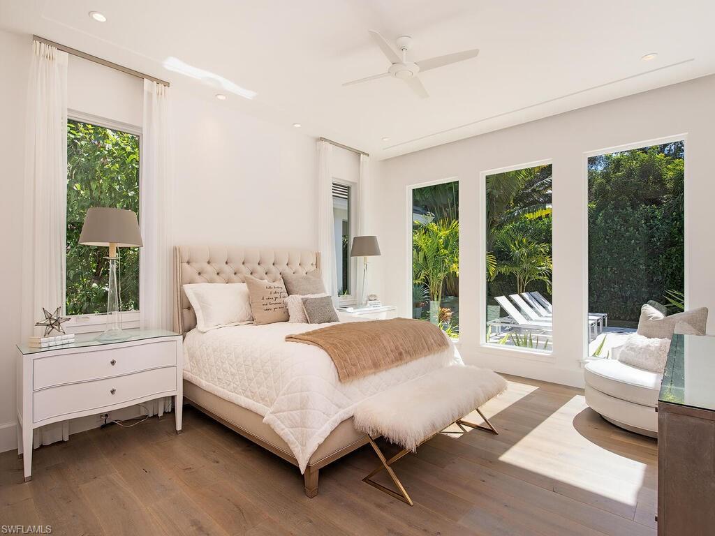 PELICAN BAY WOODS - Residential