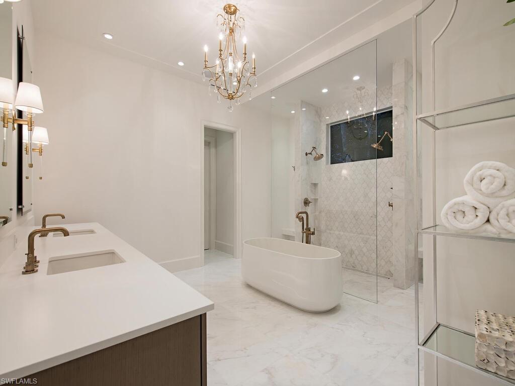 PELICAN BAY WOODS - Residential