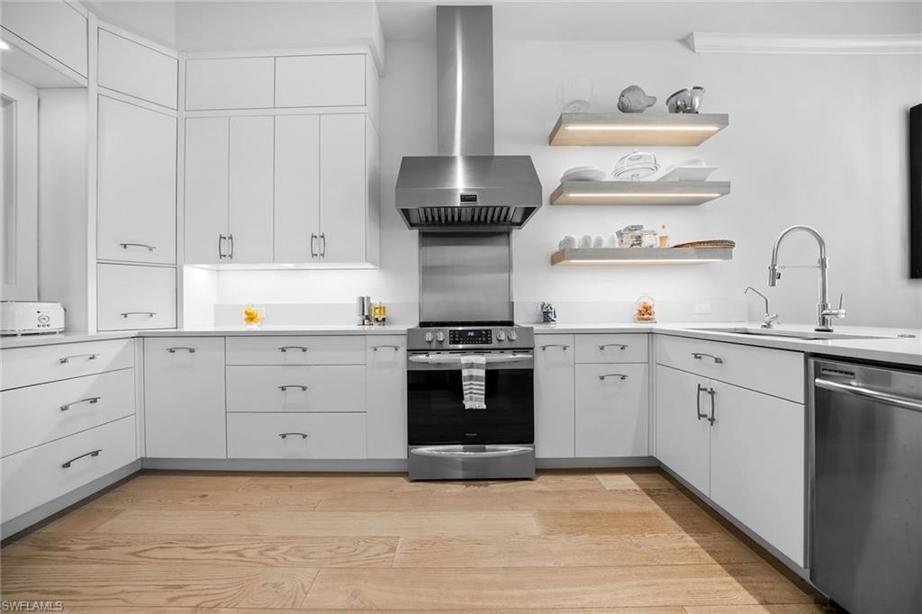 VILLAS NAPOLI - Residential