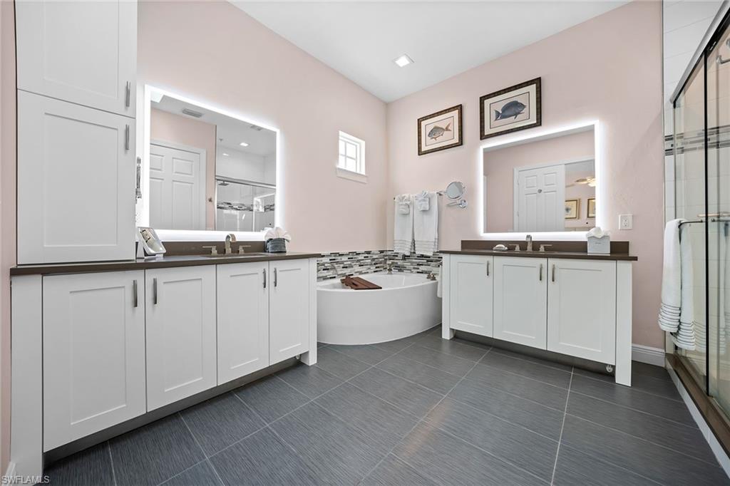 VILLAS NAPOLI - Residential