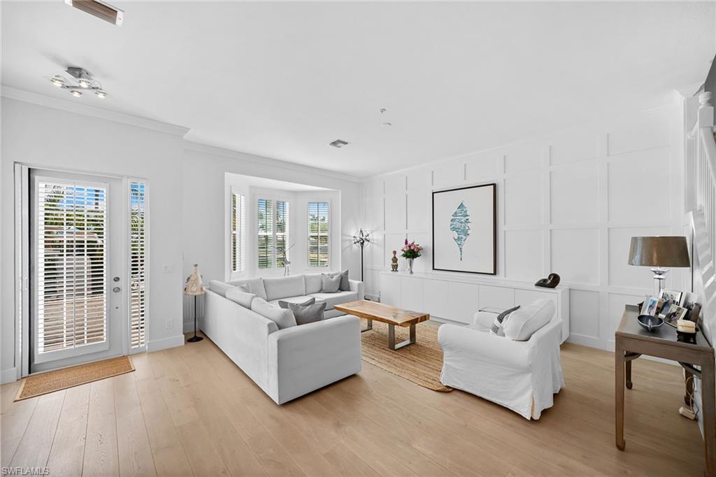 VILLAS NAPOLI - Residential