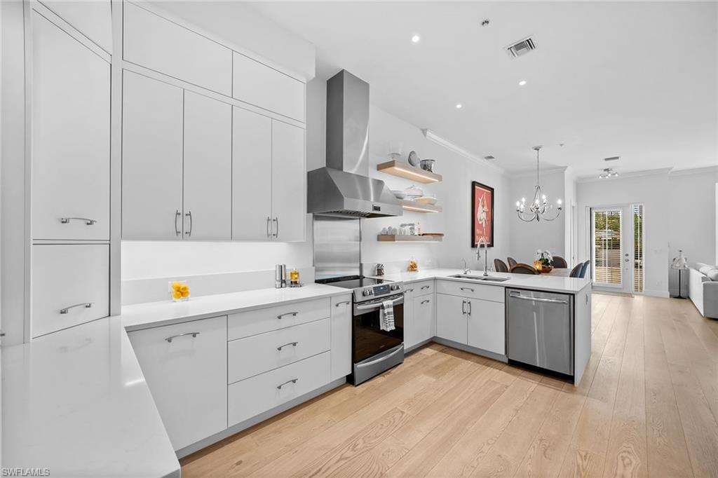 VILLAS NAPOLI - Residential