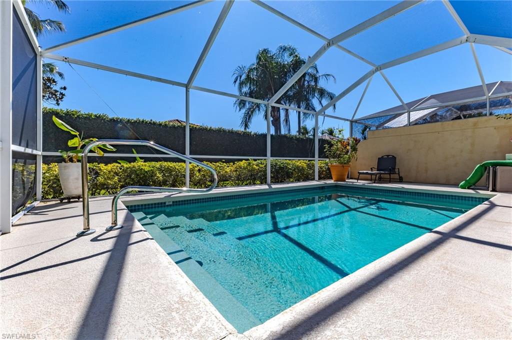 ISLAND WALK - Residential