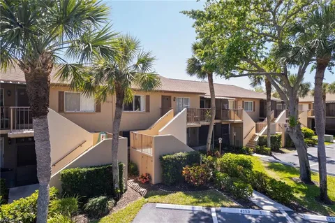 4250 Jack Frost Ct Unit 6, Naples, FL 34112 - #: 225011683