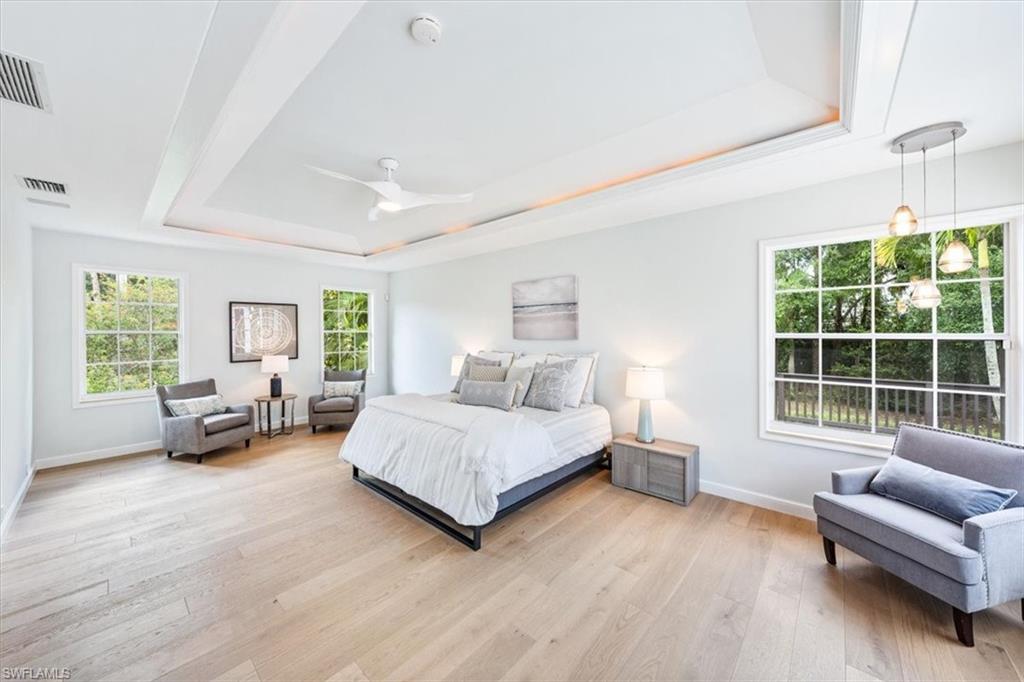 TALL PINES - Residential