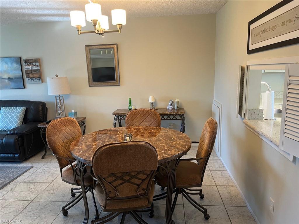 SEVEN LAKES - Residential