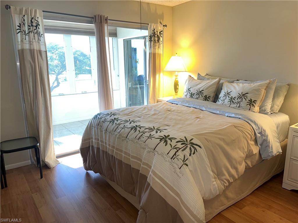 SEVEN LAKES - Residential