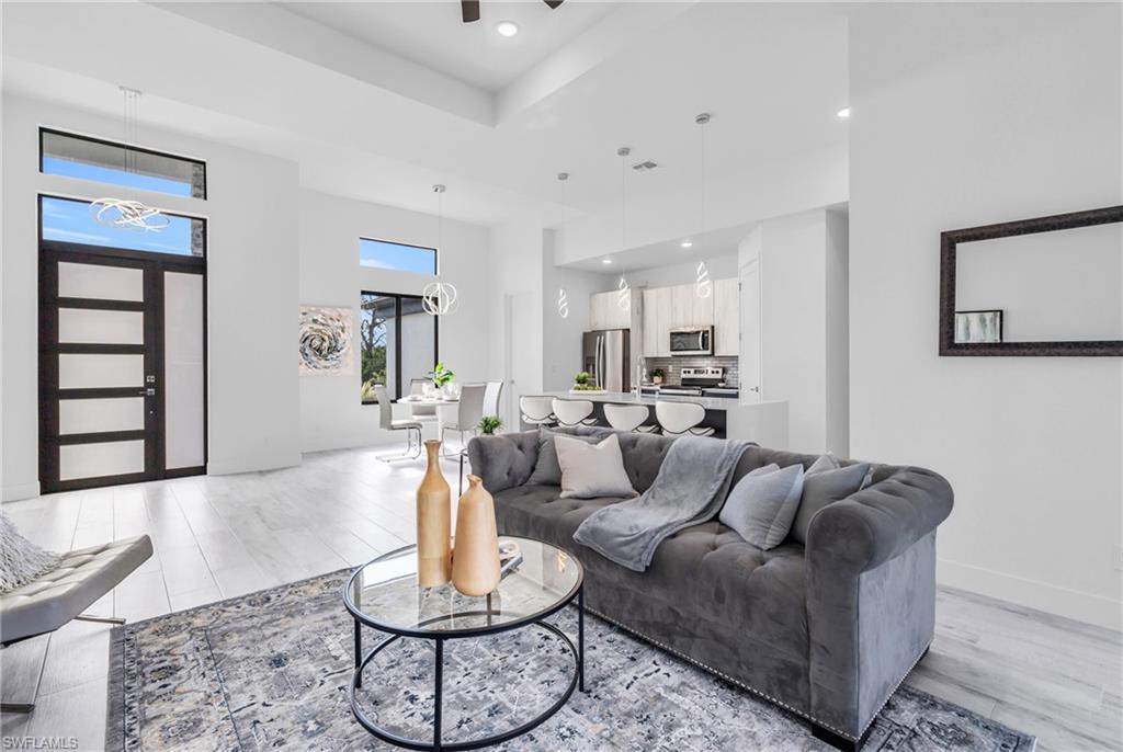 PORT CHARLOTTE - Residential