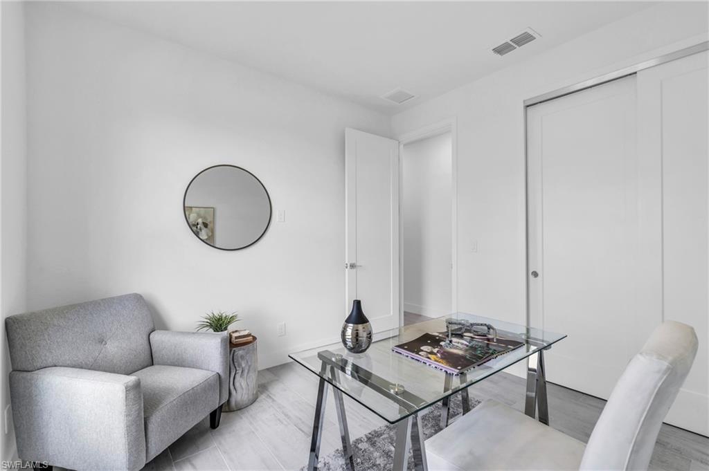 PORT CHARLOTTE - Residential