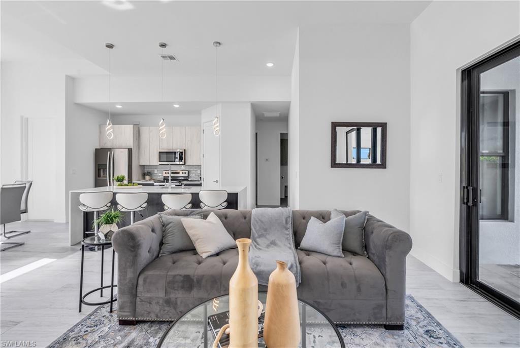 PORT CHARLOTTE - Residential