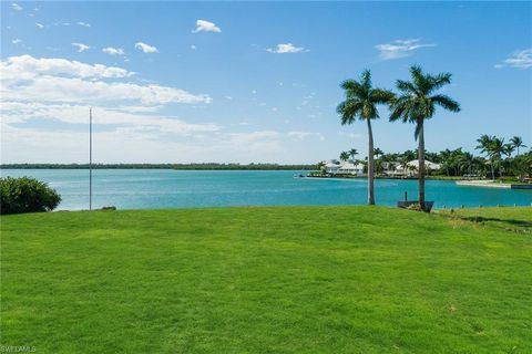1028 W Inlet DR MARCO ISLAND FL 34145