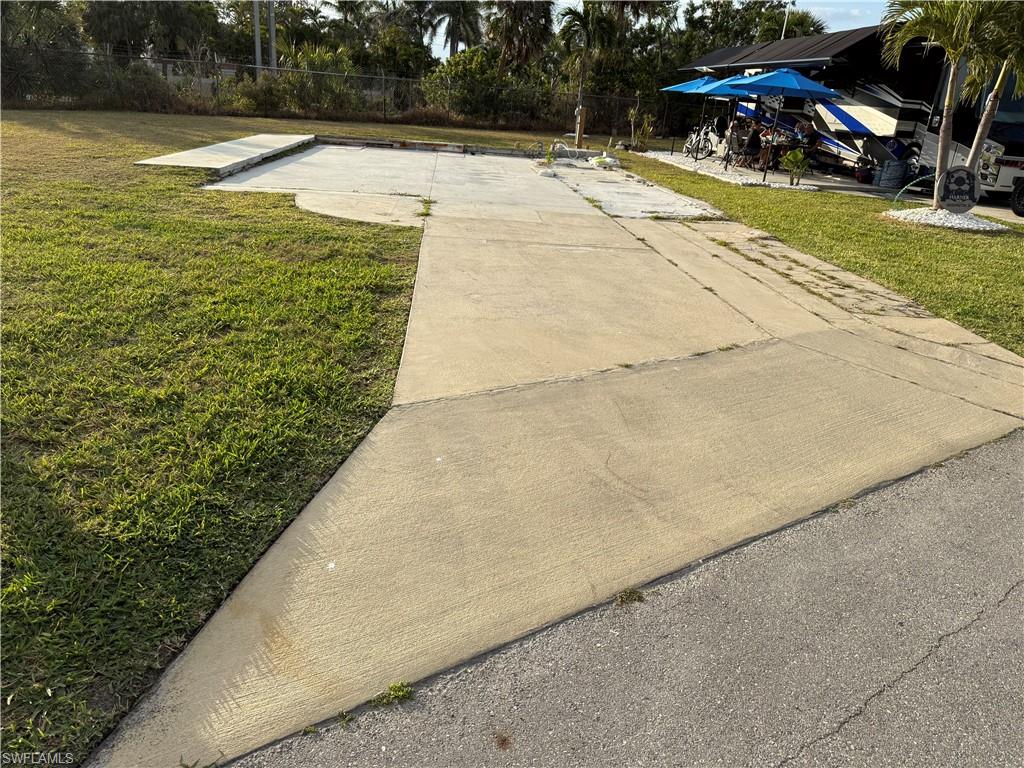 PALMETTO PALMS R V - Land