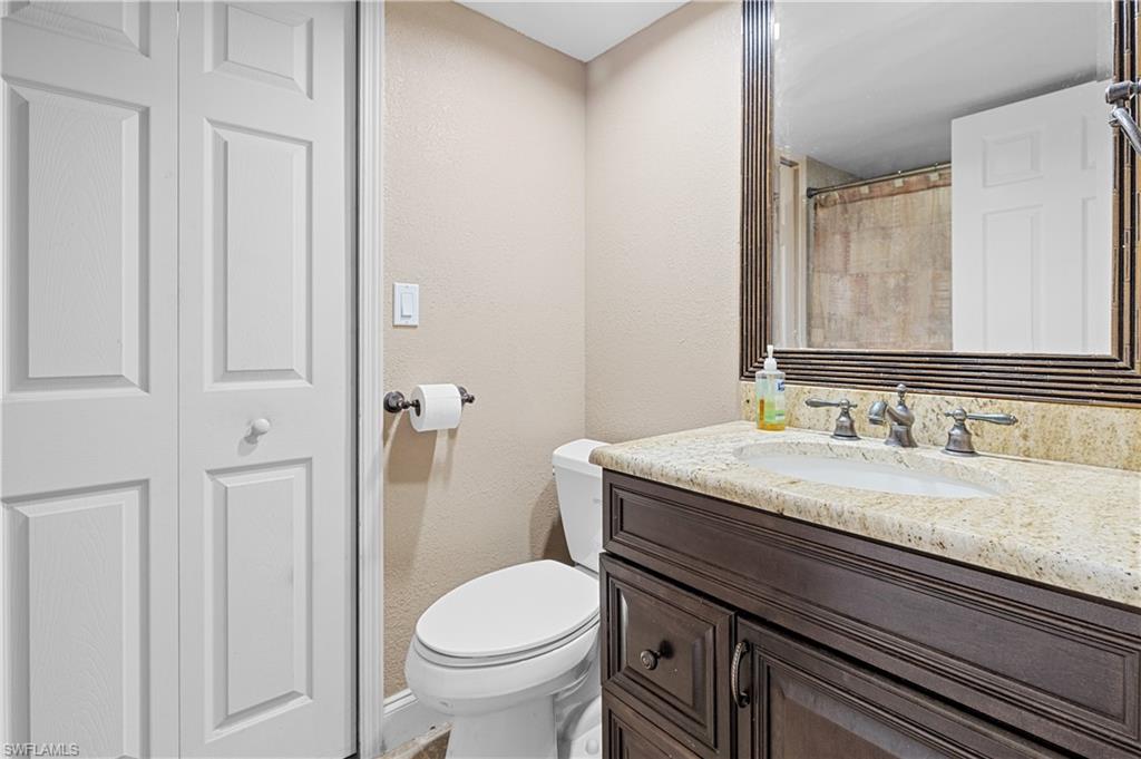 PARKWOODS TOWNHOUSE COMMUNITY - Residential