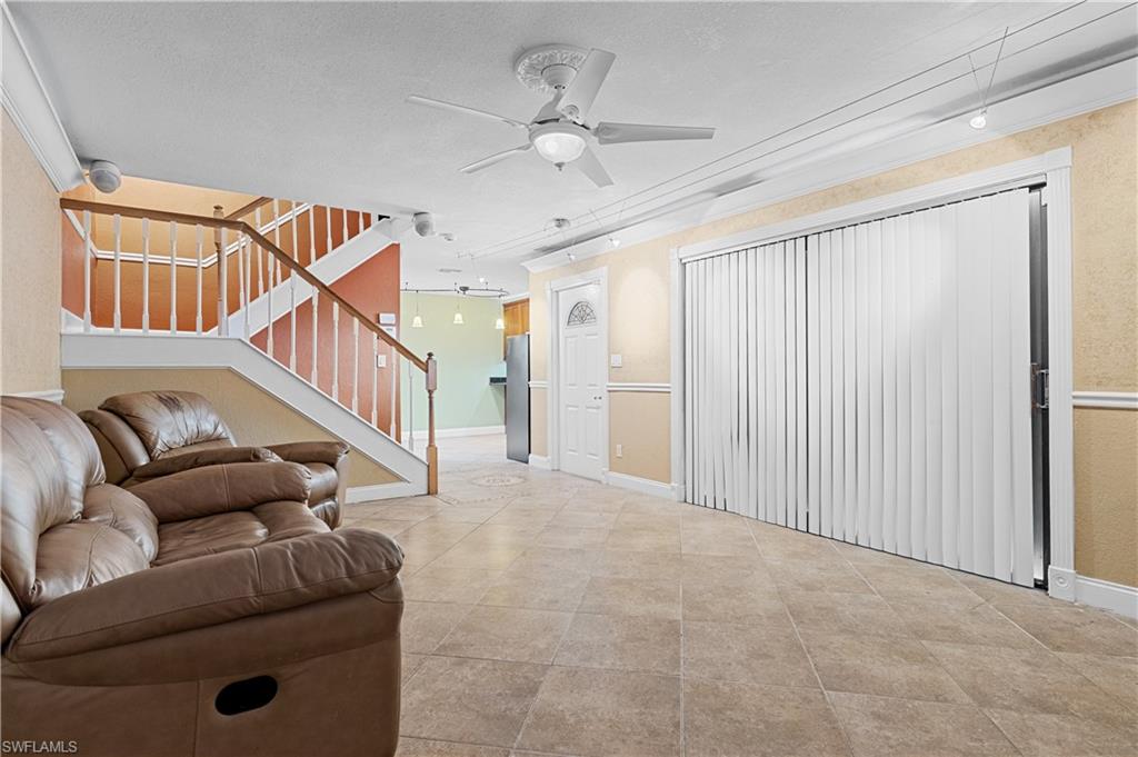 PARKWOODS TOWNHOUSE COMMUNITY - Residential