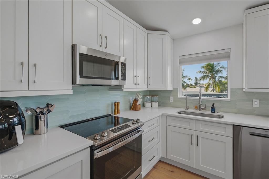 MARCO ISLAND - Residential