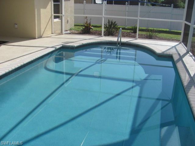 MIRROR LAKES - Residential