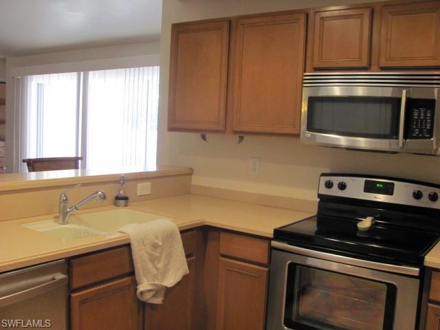 MIRROR LAKES - Residential