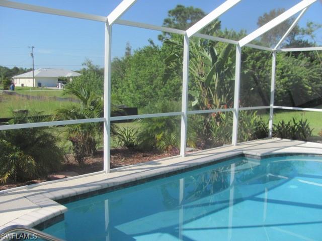 MIRROR LAKES - Residential