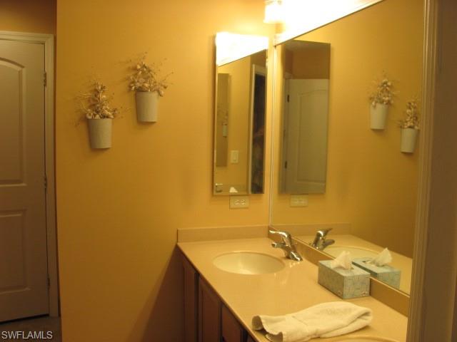 MIRROR LAKES - Residential