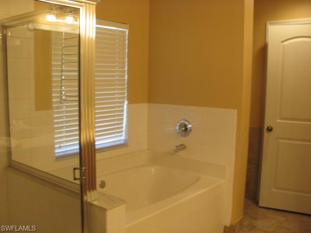 MIRROR LAKES - Residential