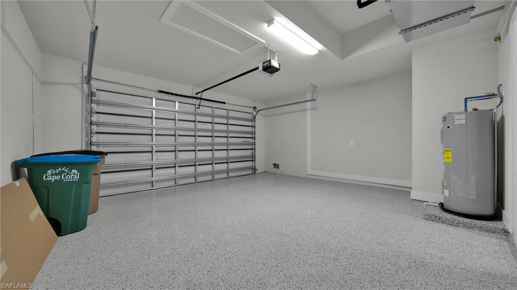 CAPE CORAL - Residential Lease